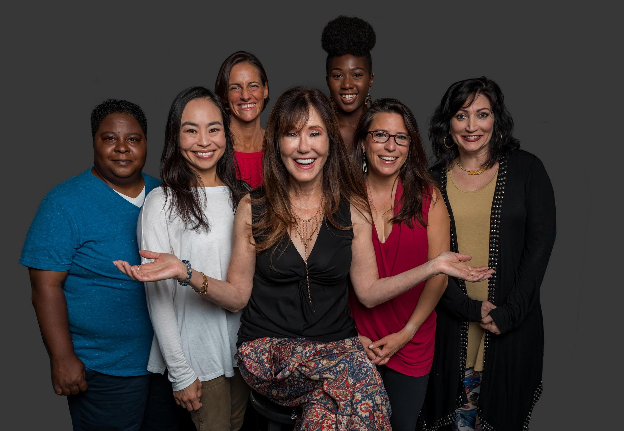 Taken from [url=https://www.broadwayworld.com/new-jersey/article/Photo-Flash-Mary-McDonnell-Stars-in-GLORIA-A-LIFE-20190913]Broadway World[/url]
